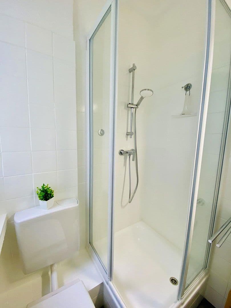 Pronájem bytu 1+1 31 m², Bremen, Bremen Pronájem bytu 1+1 31 m², Bremen, Bremen