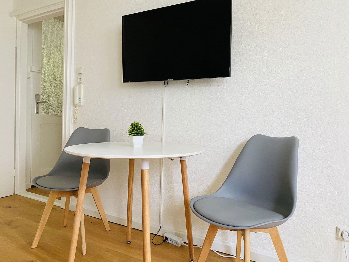 Pronájem bytu 1+1 31 m², Bremen, Bremen Pronájem bytu 1+1 31 m², Bremen, Bremen