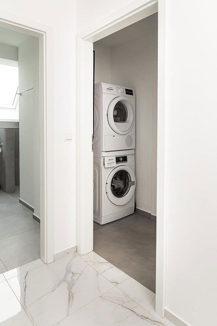 Prodej bytu 4+1 105 m², Heilsbronn, Bavorsko Prodej bytu 4+1 105 m², Heilsbronn, Bavorsko