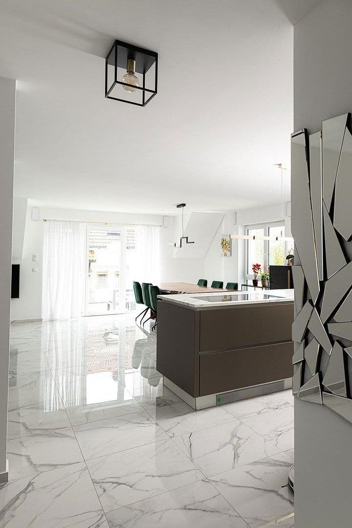 Prodej bytu 4+1 105 m², Heilsbronn, Bavorsko Prodej bytu 4+1 105 m², Heilsbronn, Bavorsko