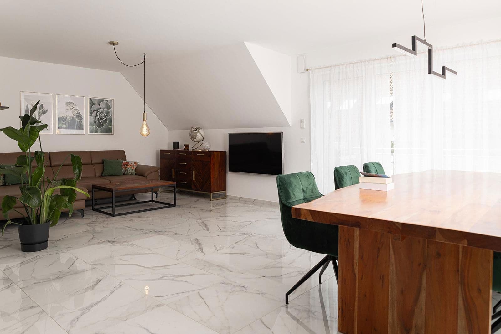 Prodej bytu 4+1 105 m², Heilsbronn, Bavorsko Prodej bytu 4+1 105 m², Heilsbronn, Bavorsko