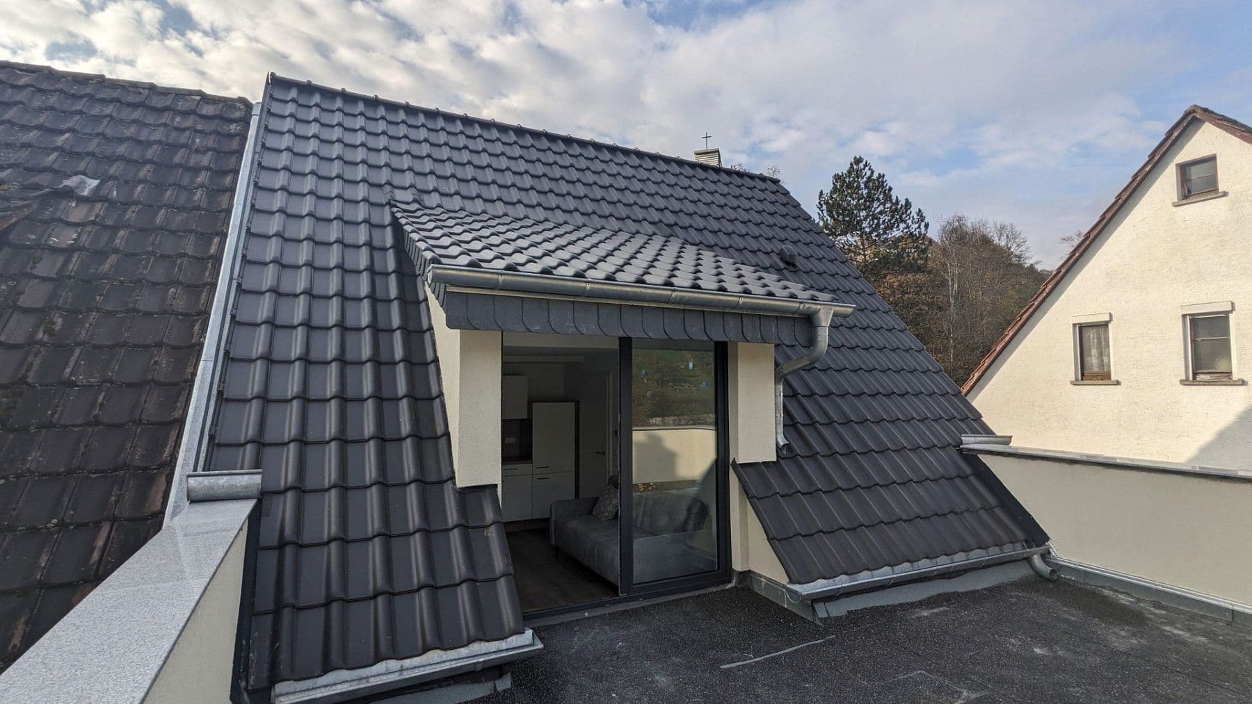 Pronájem bytu 2+1 50 m², Stuttgart, Bádensko-Württembersko Pronájem bytu 2+1 50 m², Stuttgart, Bádensko-Württembersko