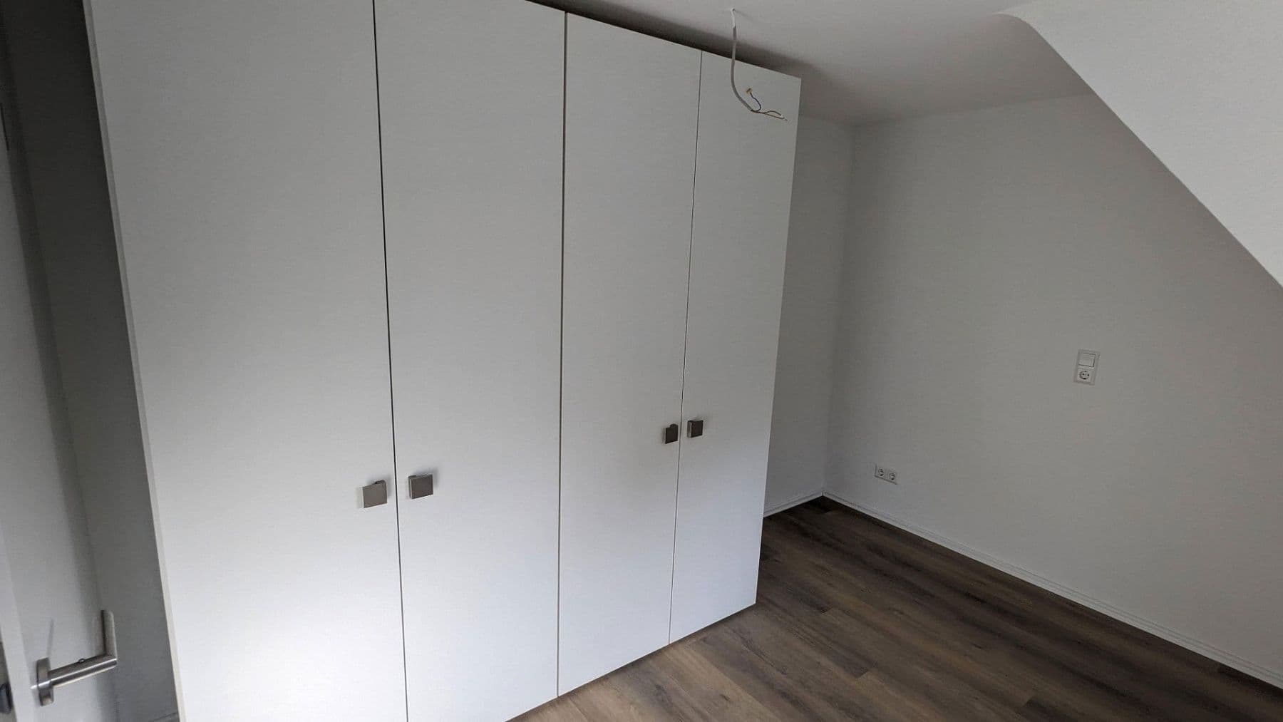 Pronájem bytu 2+1 50 m², Stuttgart, Bádensko-Württembersko Pronájem bytu 2+1 50 m², Stuttgart, Bádensko-Württembersko