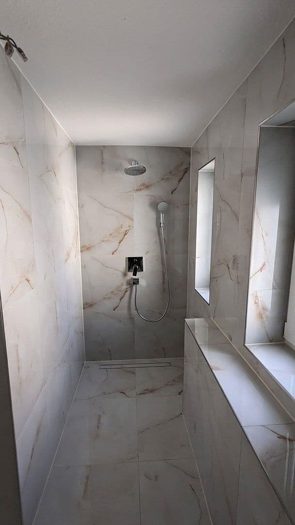 Pronájem bytu 2+1 50 m², Stuttgart, Bádensko-Württembersko Pronájem bytu 2+1 50 m², Stuttgart, Bádensko-Württembersko