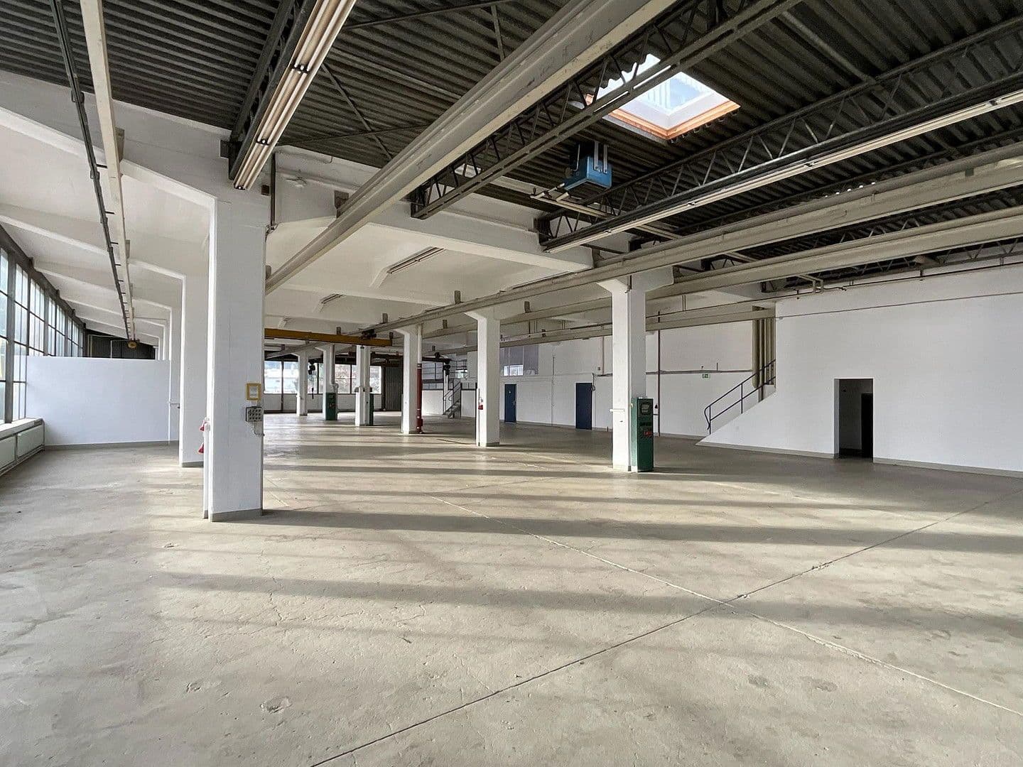 Pronájem nebytového prostoru 1.450 m², Geretsried, Bavorsko Pronájem nebytového prostoru 1.450 m², Geretsried, Bavorsko