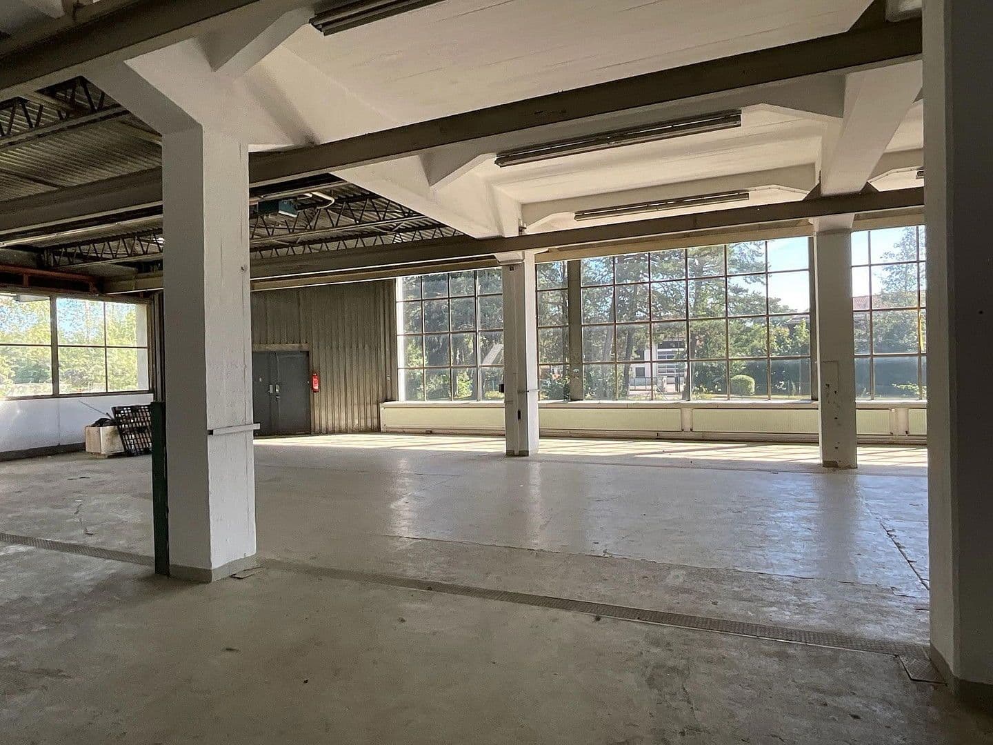 Pronájem nebytového prostoru 1.450 m², Geretsried, Bavorsko Pronájem nebytového prostoru 1.450 m², Geretsried, Bavorsko