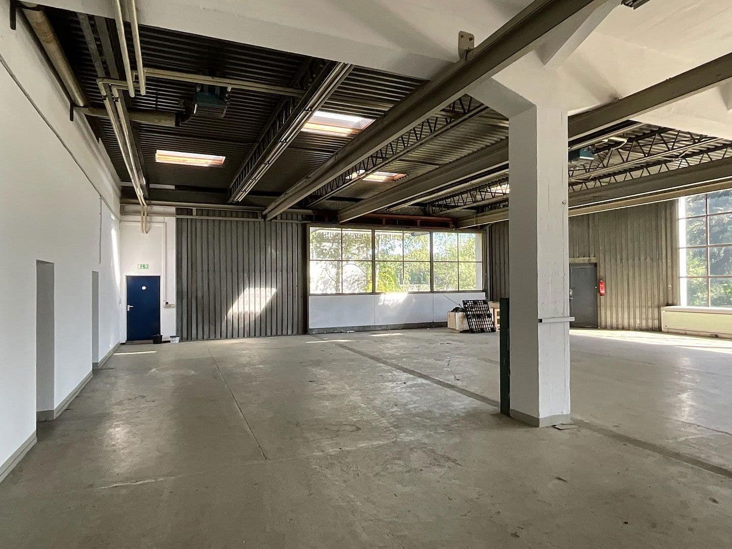 Pronájem nebytového prostoru 1.450 m², Geretsried, Bavorsko Pronájem nebytového prostoru 1.450 m², Geretsried, Bavorsko