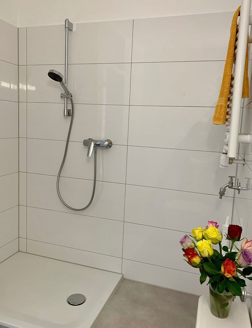 Pronájem bytu 1+1 50 m², Lübecker Str. 9, Köln Weiden, Severní Porýní-Vestfálsko Pronájem bytu 1+1 50 m², Lübecker Str. 9, Köln Weiden, Severní Porýní-Vestfálsko