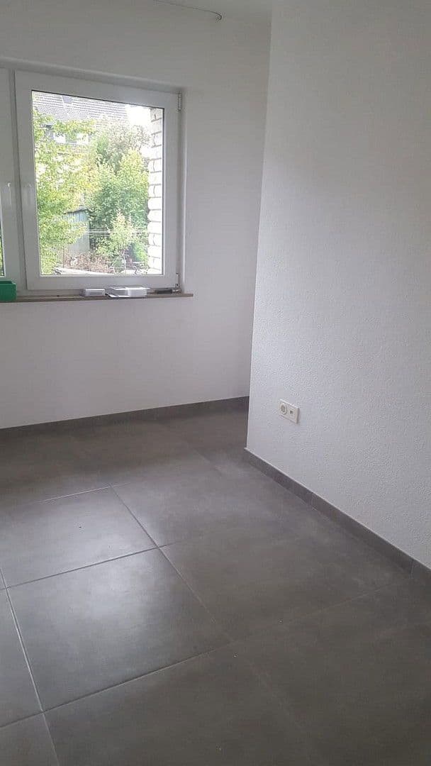 Pronájem bytu 5+1 95 m², Sonnenweg 21, Arnsberg, Severní Porýní-Vestfálsko Pronájem bytu 5+1 95 m², Sonnenweg 21, Arnsberg, Severní Porýní-Vestfálsko