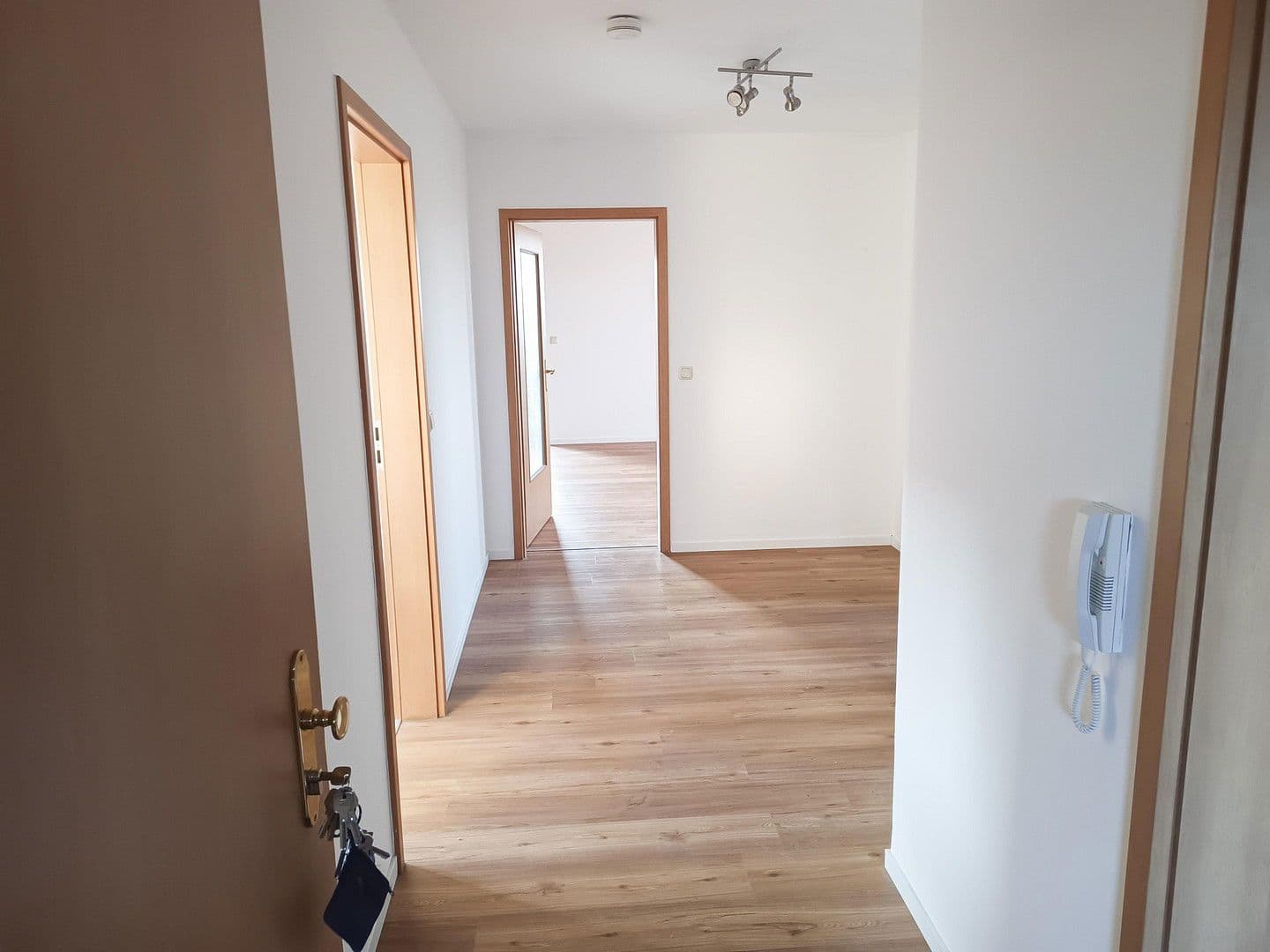 Pronájem bytu 2+1 72 m², Victor-von-Scheffel-Straße 38, Schlüsselfeld, Bavorsko Pronájem bytu 2+1 72 m², Victor-von-Scheffel-Straße 38, Schlüsselfeld, Bavorsko