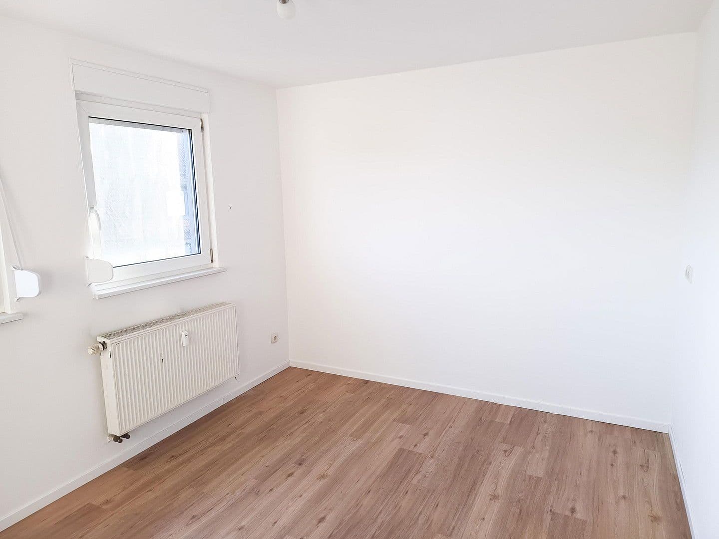 Pronájem bytu 2+1 72 m², Victor-von-Scheffel-Straße 38, Schlüsselfeld, Bavorsko Pronájem bytu 2+1 72 m², Victor-von-Scheffel-Straße 38, Schlüsselfeld, Bavorsko