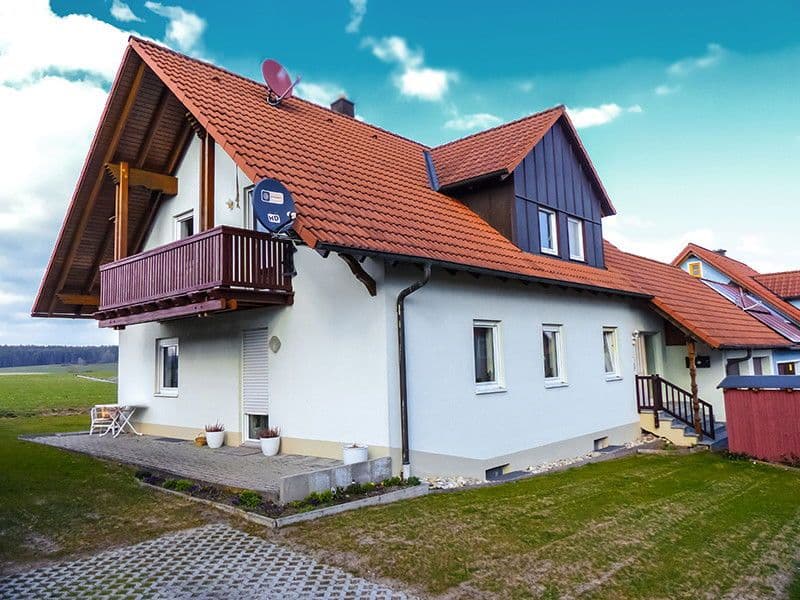 Pronájem bytu 2+1 72 m², Victor-von-Scheffel-Straße 38, Schlüsselfeld, Bavorsko Pronájem bytu 2+1 72 m², Victor-von-Scheffel-Straße 38, Schlüsselfeld, Bavorsko