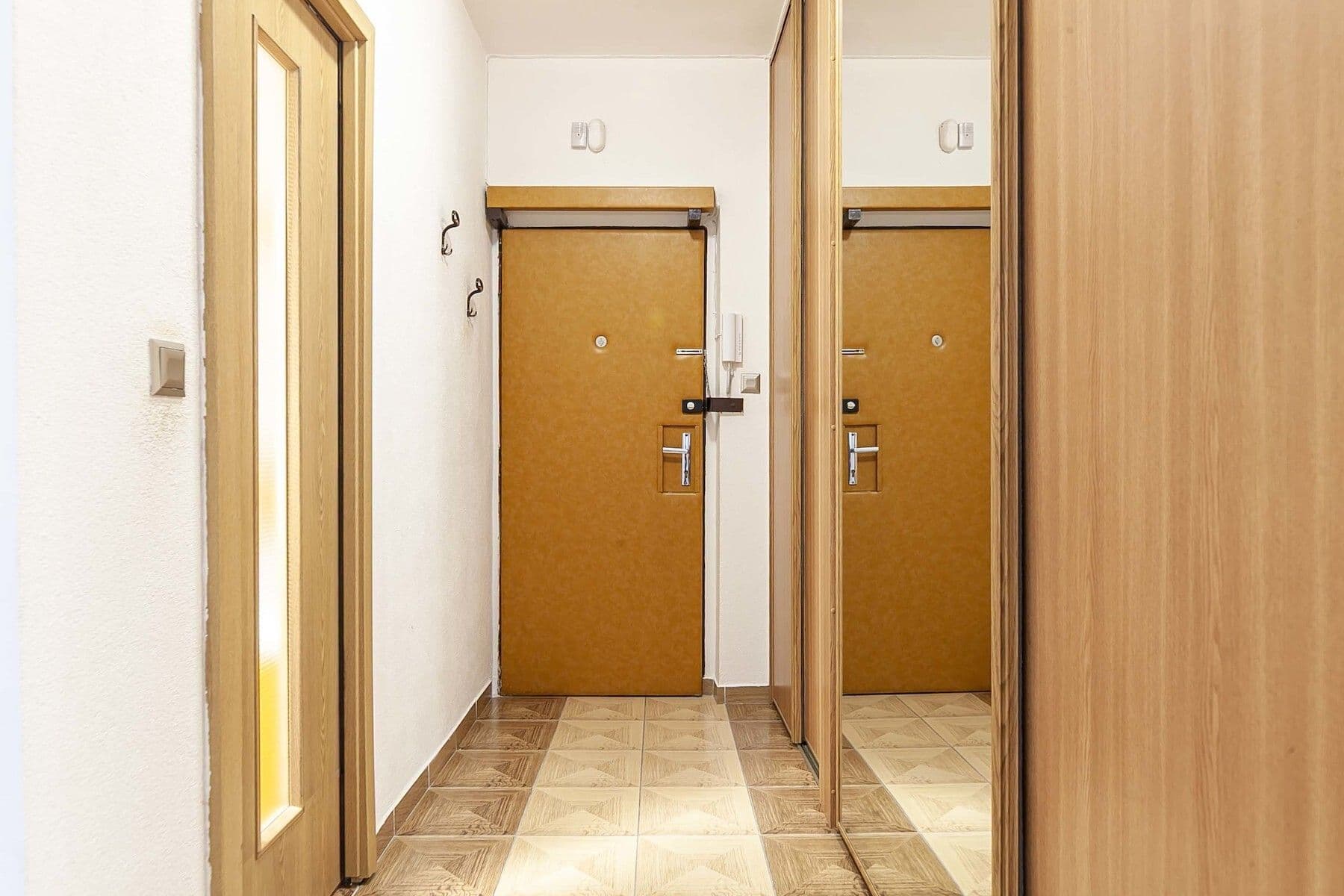 Prodej bytu 2+1 51 m², Nad Alejí, Praha, Praha Prodej bytu 2+1 51 m², Nad Alejí, Praha, Praha