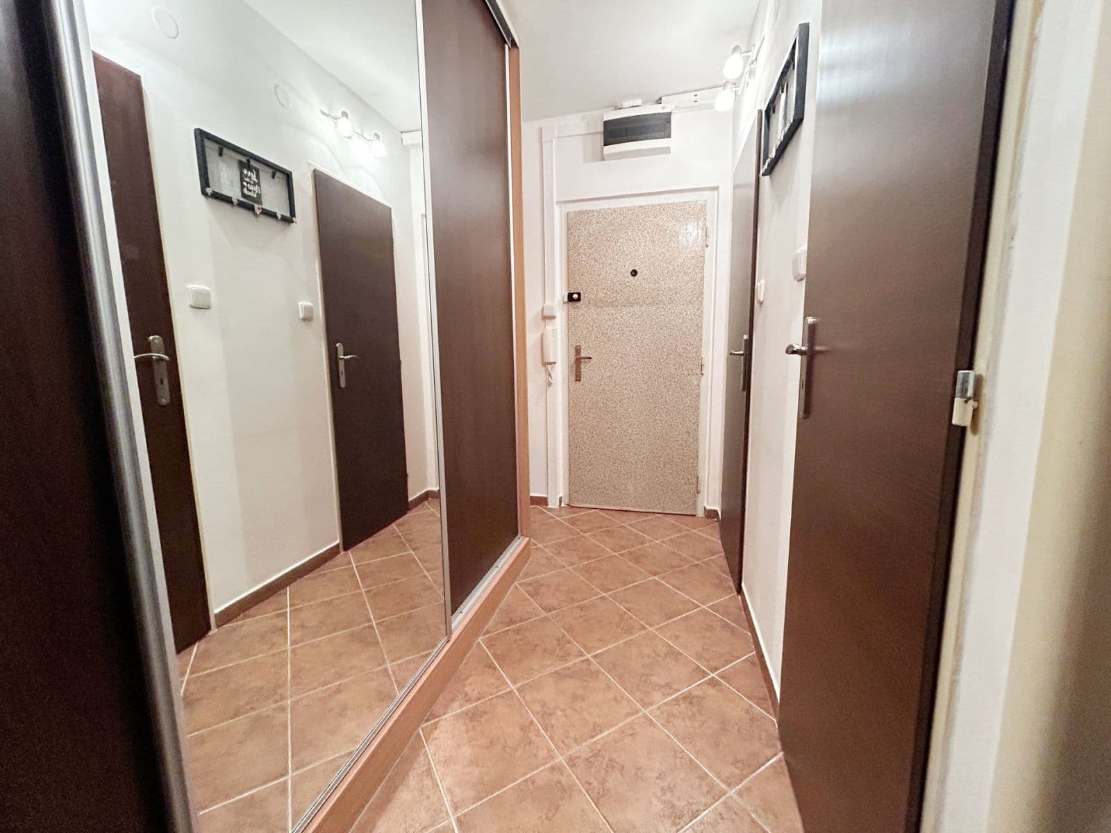 Pronájem bytu 2+kk 49 m², Kukelská, Praha, Praha Pronájem bytu 2+kk 49 m², Kukelská, Praha, Praha