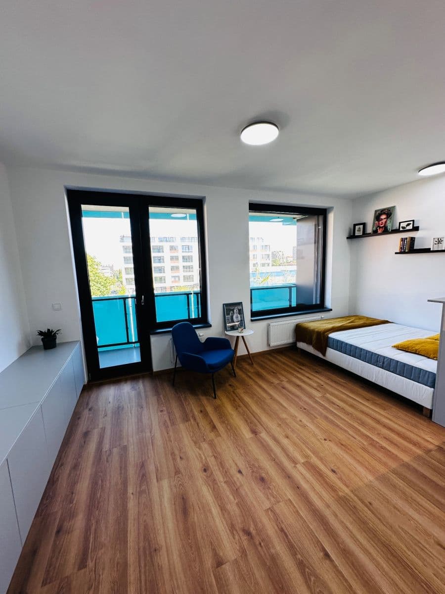 Pronájem bytu 1+kk 38 m², Olgy Havlové, Praha, Praha Pronájem bytu 1+kk 38 m², Olgy Havlové, Praha, Praha