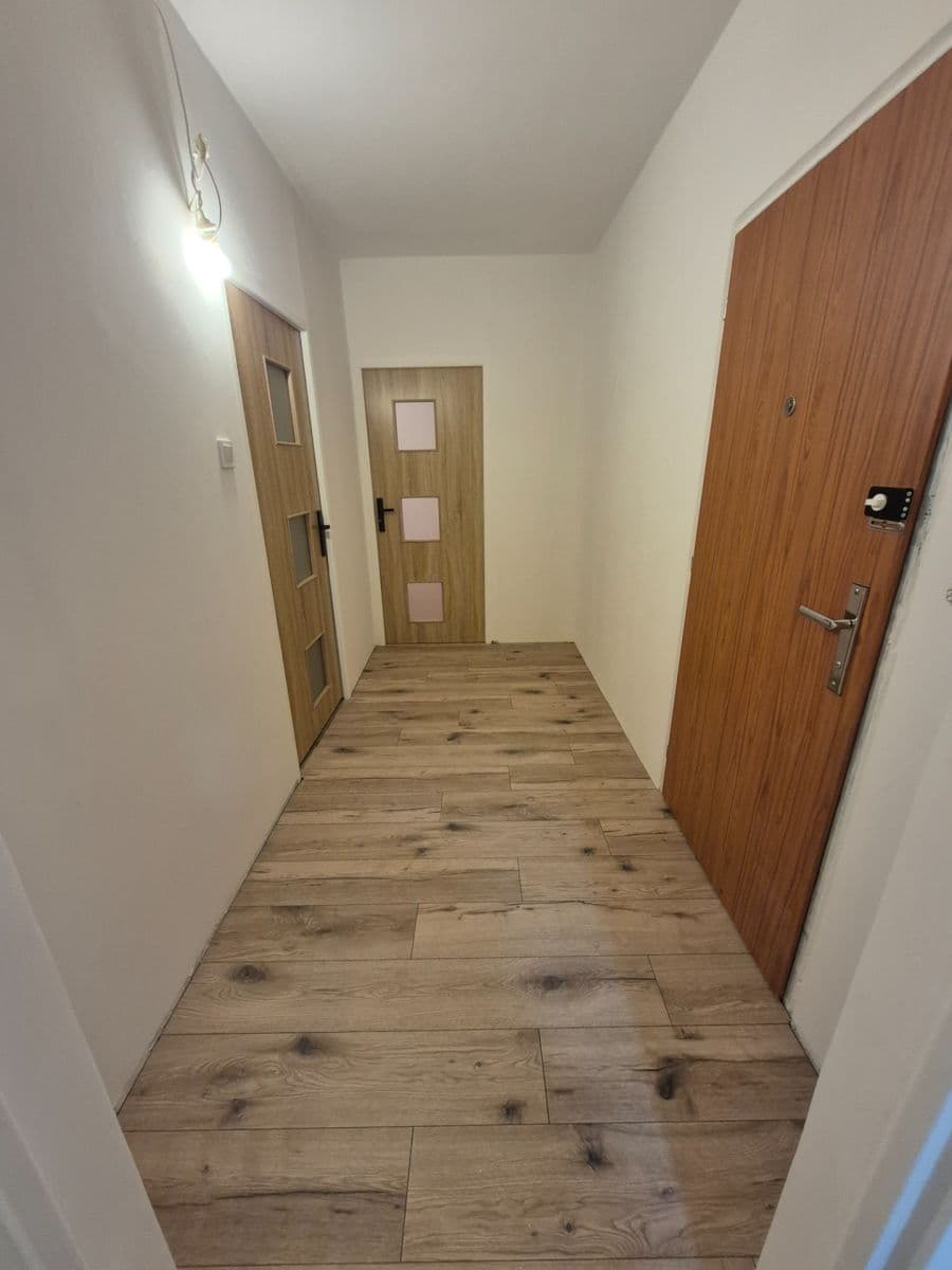 Prodej bytu 3+1 73 m², Průběžná, Praha, Praha Prodej bytu 3+1 73 m², Průběžná, Praha, Praha