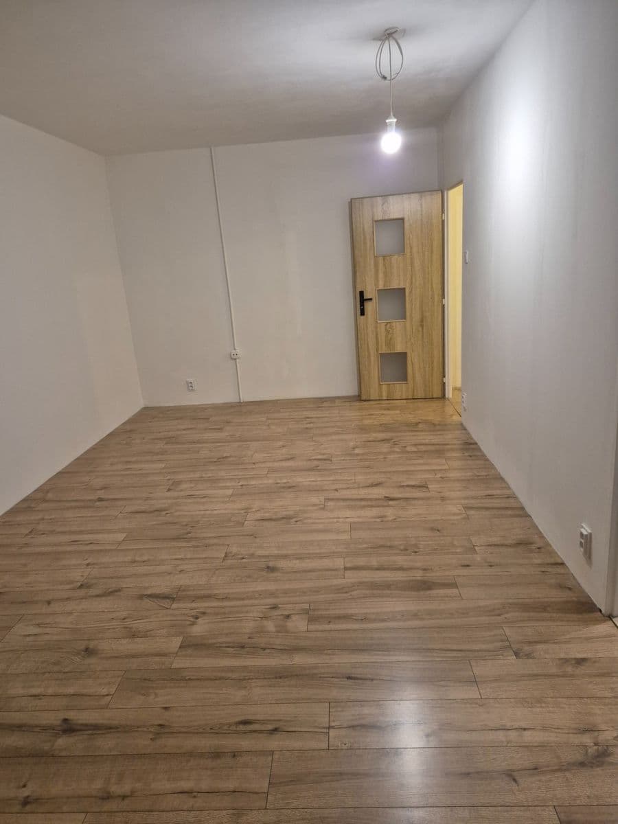 Prodej bytu 3+1 73 m², Průběžná, Praha, Praha Prodej bytu 3+1 73 m², Průběžná, Praha, Praha