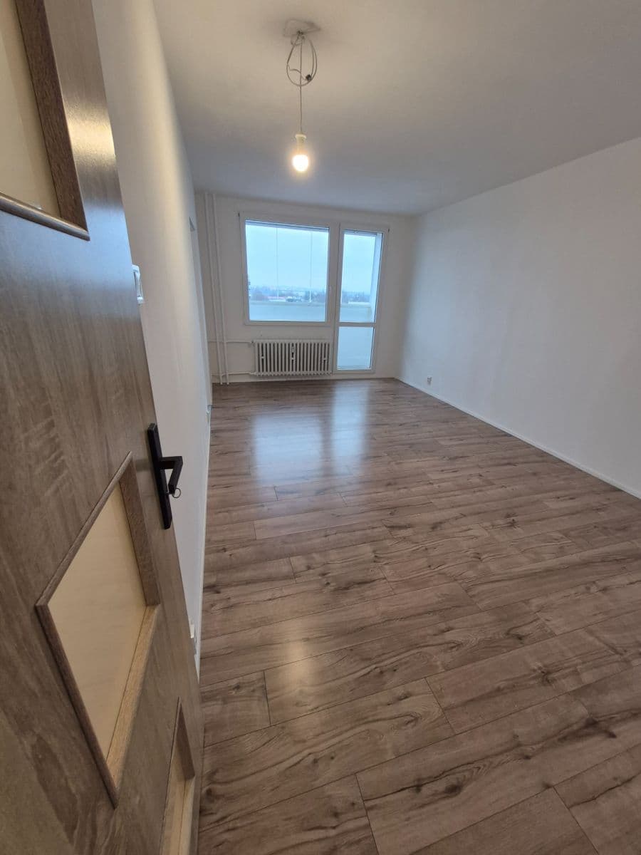 Prodej bytu 3+1 73 m², Průběžná, Praha, Praha Prodej bytu 3+1 73 m², Průběžná, Praha, Praha