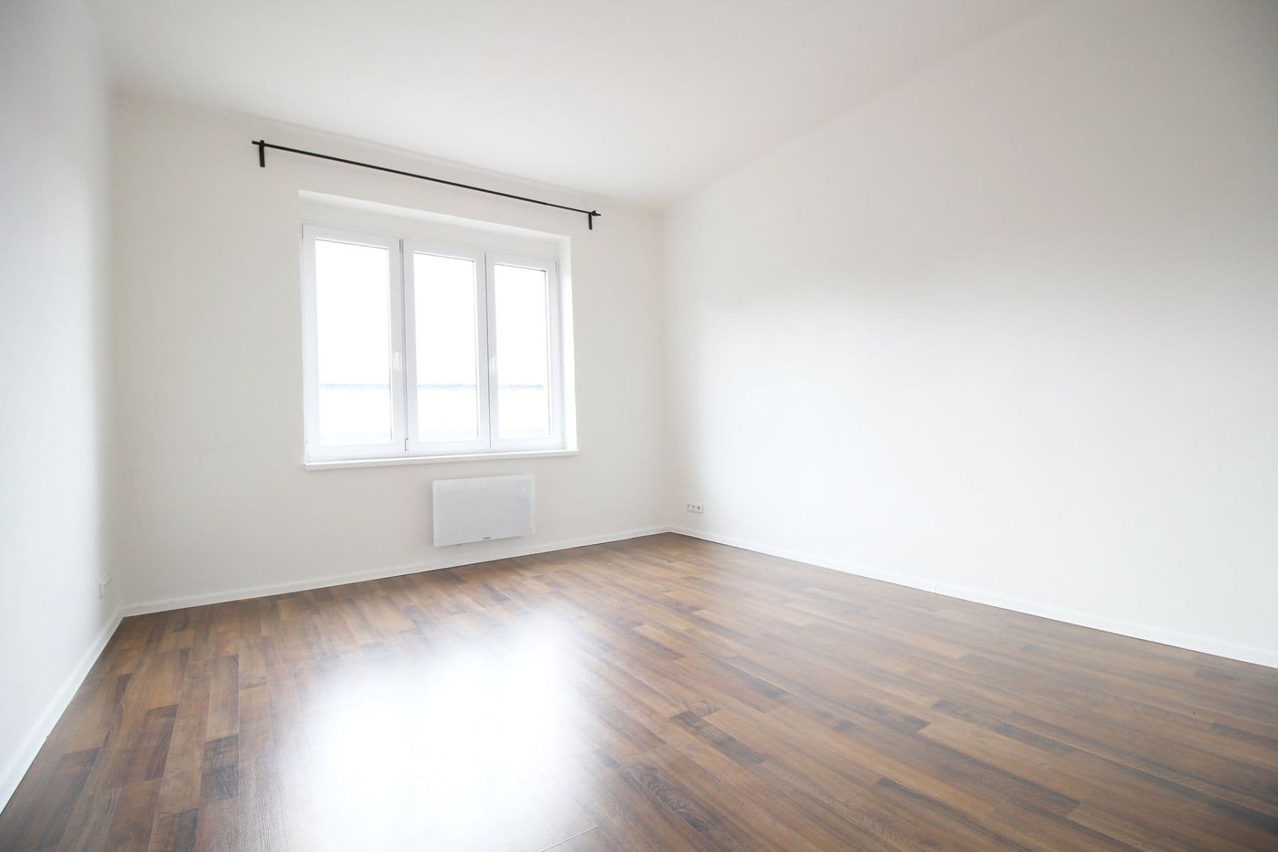 Pronájem bytu 2+kk 66 m², Tusarova, Praha, Praha Pronájem bytu 2+kk 66 m², Tusarova, Praha, Praha