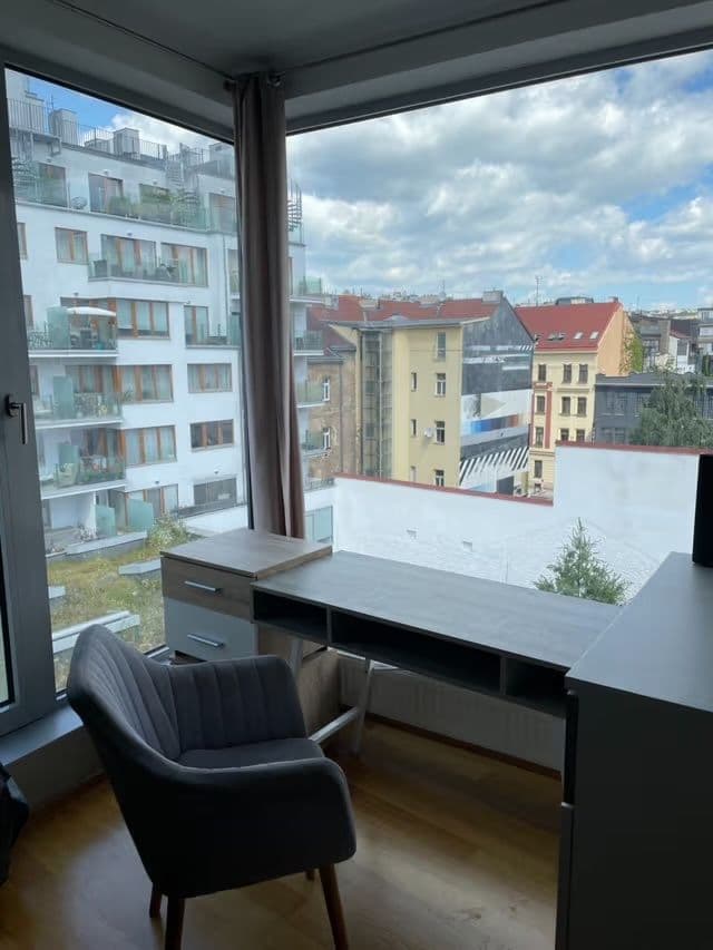 Pronájem bytu 2+kk 47 m², Komunardů, Praha, Praha Pronájem bytu 2+kk 47 m², Komunardů, Praha, Praha