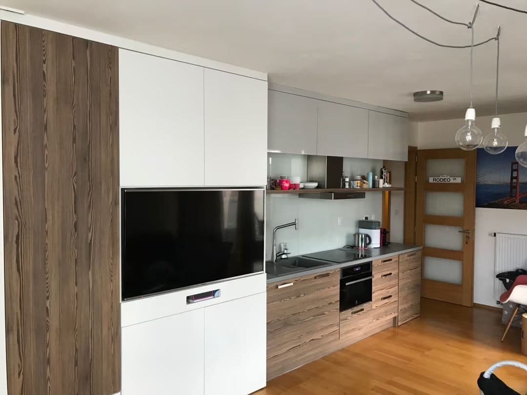 Pronájem bytu 2+kk 47 m², Komunardů, Praha, Praha Pronájem bytu 2+kk 47 m², Komunardů, Praha, Praha