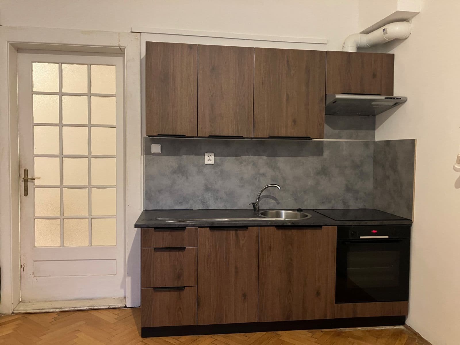 Pronájem bytu 2+kk 50 m², Čajkovského, Praha, Praha Pronájem bytu 2+kk 50 m², Čajkovského, Praha, Praha