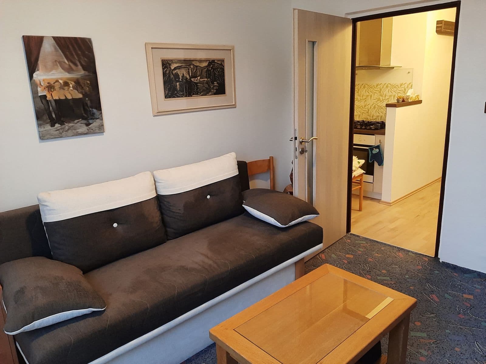 Pronájem bytu 3+1 70 m², Palackého, Znojmo, Jihomoravský kraj Pronájem bytu 3+1 70 m², Palackého, Znojmo, Jihomoravský kraj