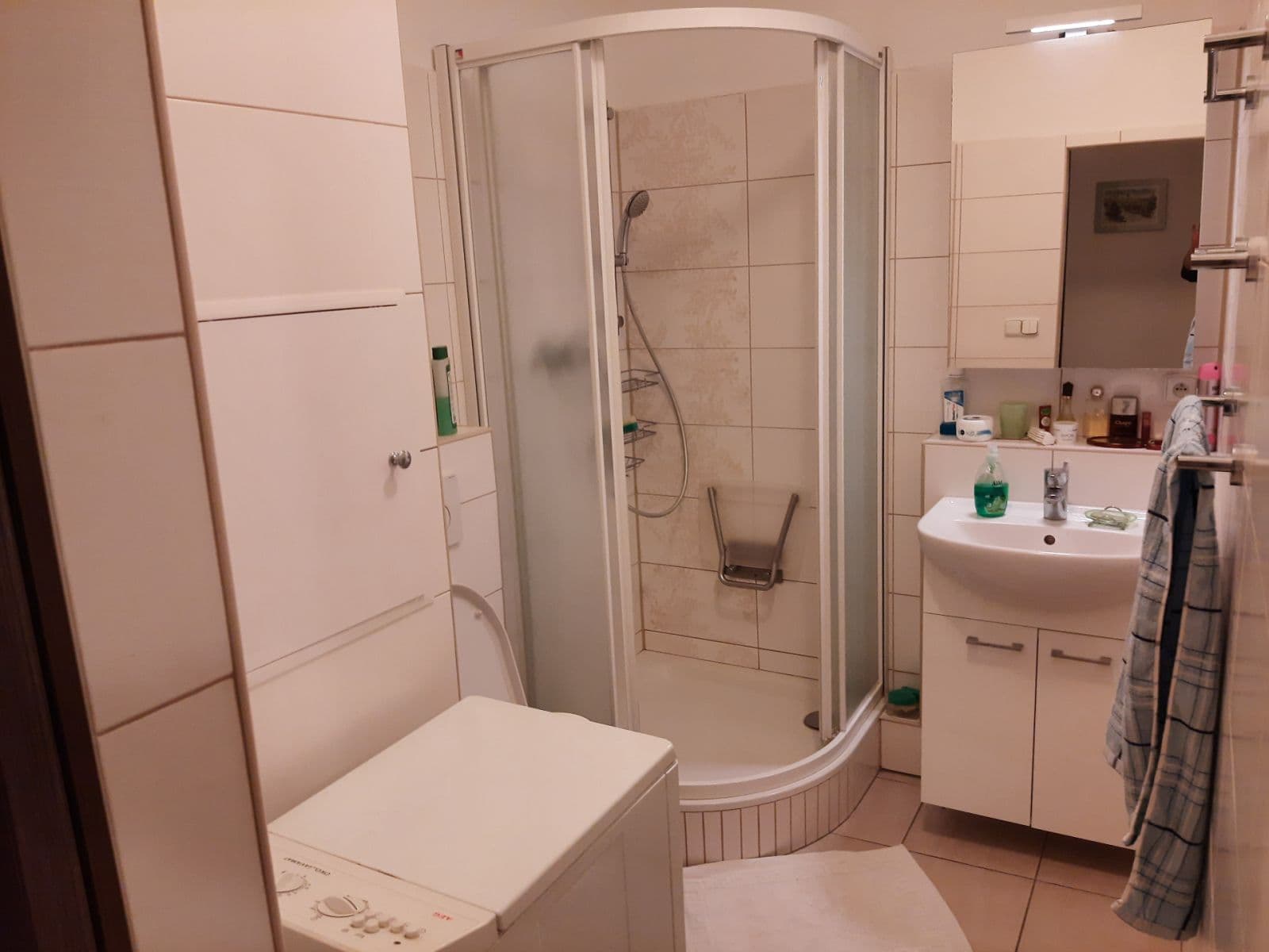 Pronájem bytu 3+1 70 m², Palackého, Znojmo, Jihomoravský kraj Pronájem bytu 3+1 70 m², Palackého, Znojmo, Jihomoravský kraj