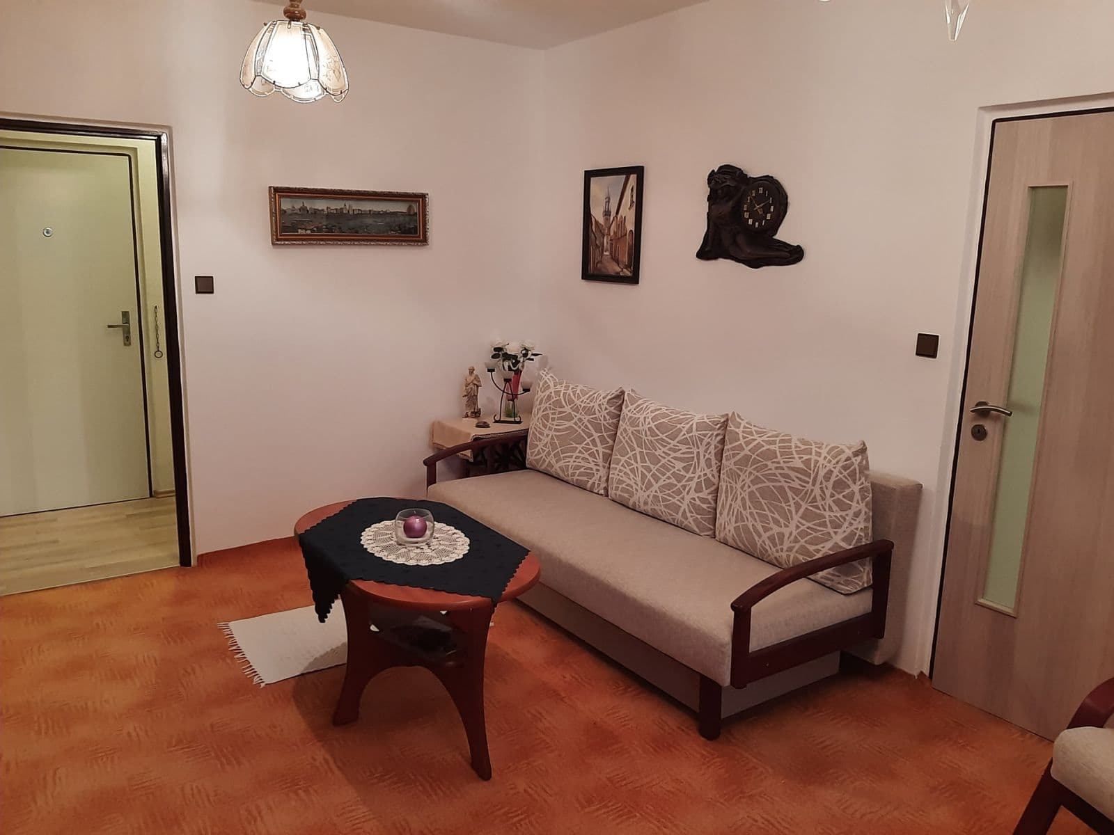 Pronájem bytu 3+1 70 m², Palackého, Znojmo, Jihomoravský kraj Pronájem bytu 3+1 70 m², Palackého, Znojmo, Jihomoravský kraj