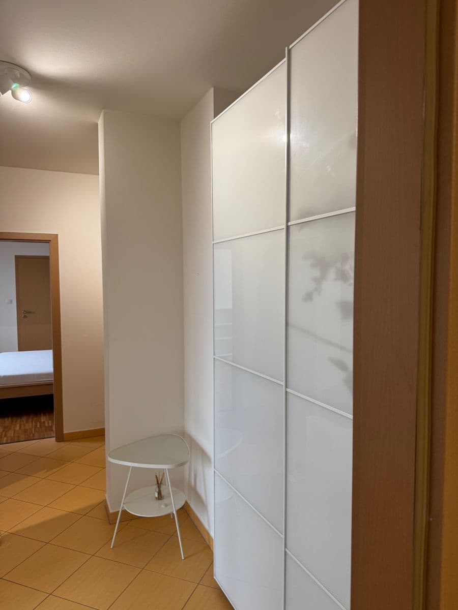 Pronájem bytu 2+kk 65 m², Kryšpínova, Praha, Praha Pronájem bytu 2+kk 65 m², Kryšpínova, Praha, Praha