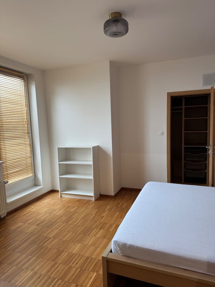 Pronájem bytu 2+kk 65 m², Kryšpínova, Praha, Praha Pronájem bytu 2+kk 65 m², Kryšpínova, Praha, Praha