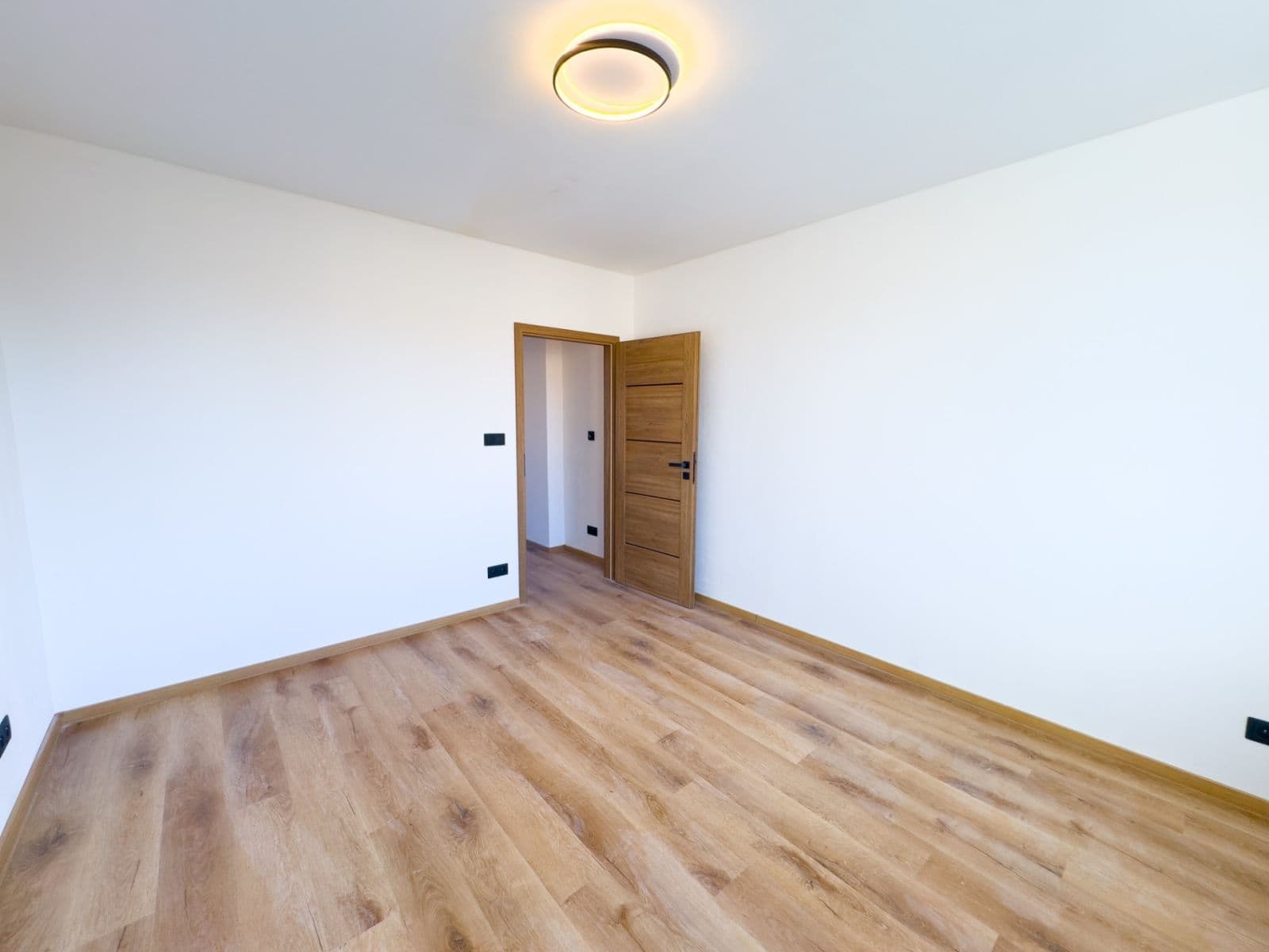 Prodej bytu 3+kk 53 m², náměstí Generála Píky, Plzeň, Plzeňský kraj Prodej bytu 3+kk 53 m², náměstí Generála Píky, Plzeň, Plzeňský kraj