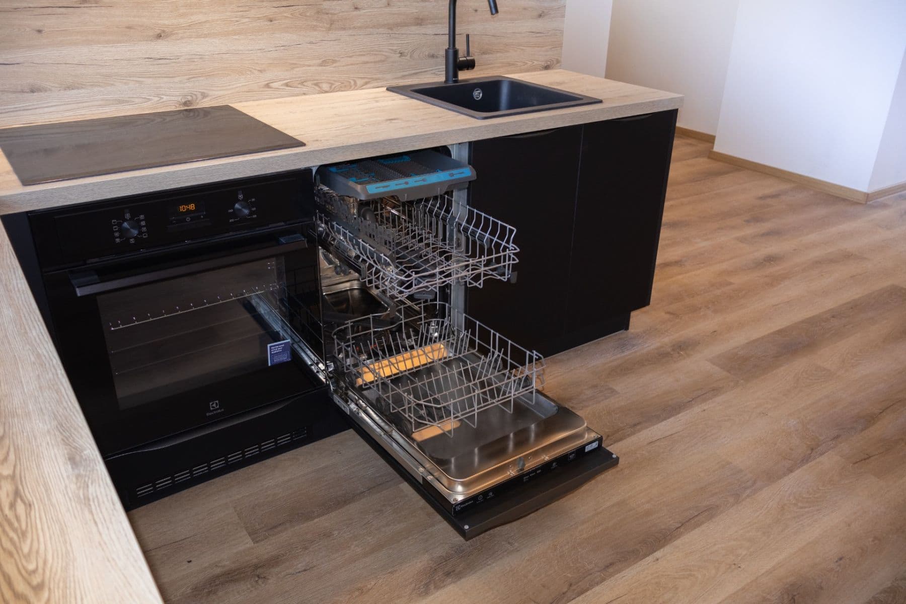 Prodej bytu 3+kk 53 m², náměstí Generála Píky, Plzeň, Plzeňský kraj Prodej bytu 3+kk 53 m², náměstí Generála Píky, Plzeň, Plzeňský kraj