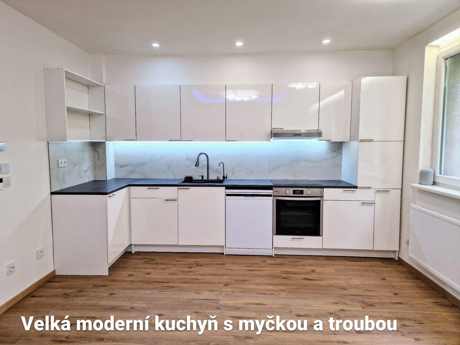 Pronájem bytu 2+kk 43 m², Humpolecká, Praha, Praha Pronájem bytu 2+kk 43 m², Humpolecká, Praha, Praha