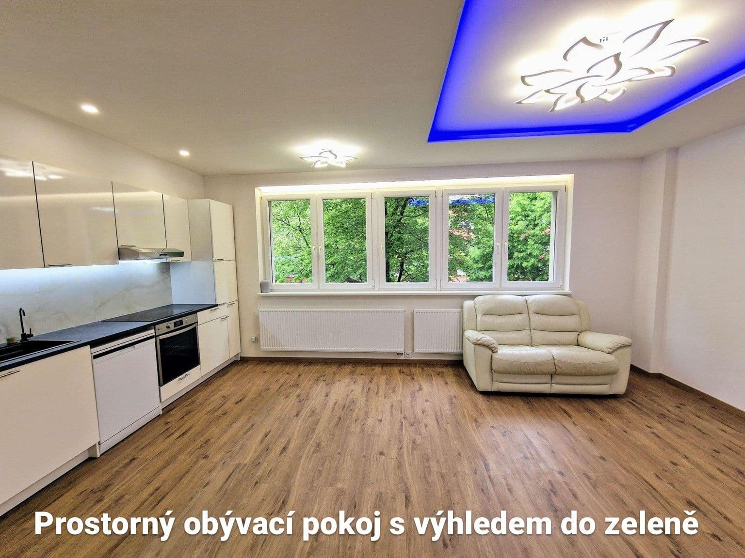Pronájem bytu 2+kk 43 m², Humpolecká, Praha, Praha Pronájem bytu 2+kk 43 m², Humpolecká, Praha, Praha