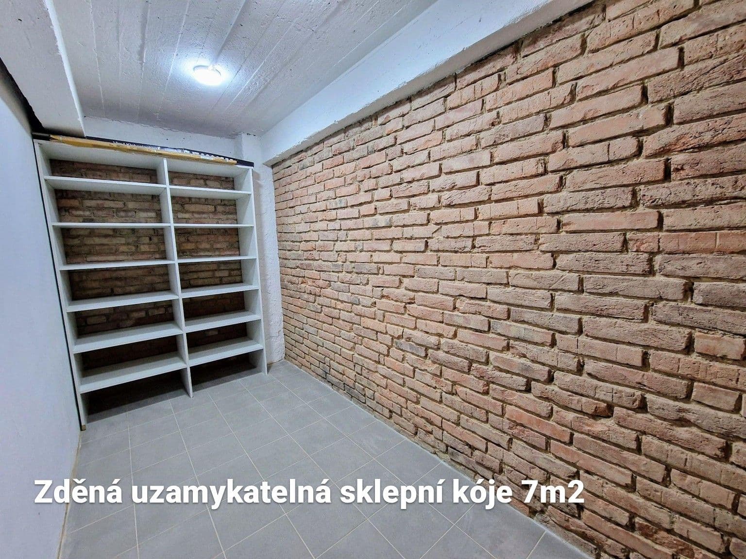 Pronájem bytu 2+kk 43 m², Humpolecká, Praha, Praha Pronájem bytu 2+kk 43 m², Humpolecká, Praha, Praha