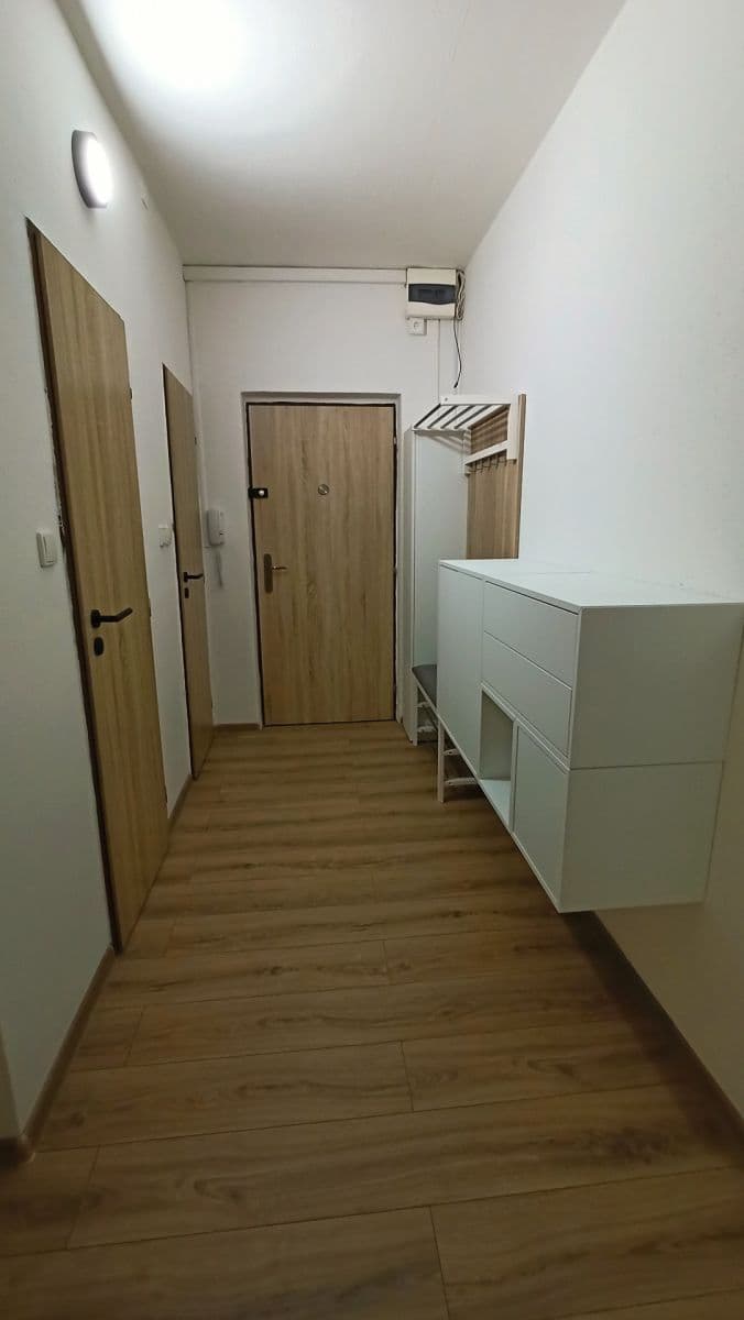 Pronájem bytu 3+1 74 m², Osvobození, Orlová, Moravskoslezský kraj Pronájem bytu 3+1 74 m², Osvobození, Orlová, Moravskoslezský kraj