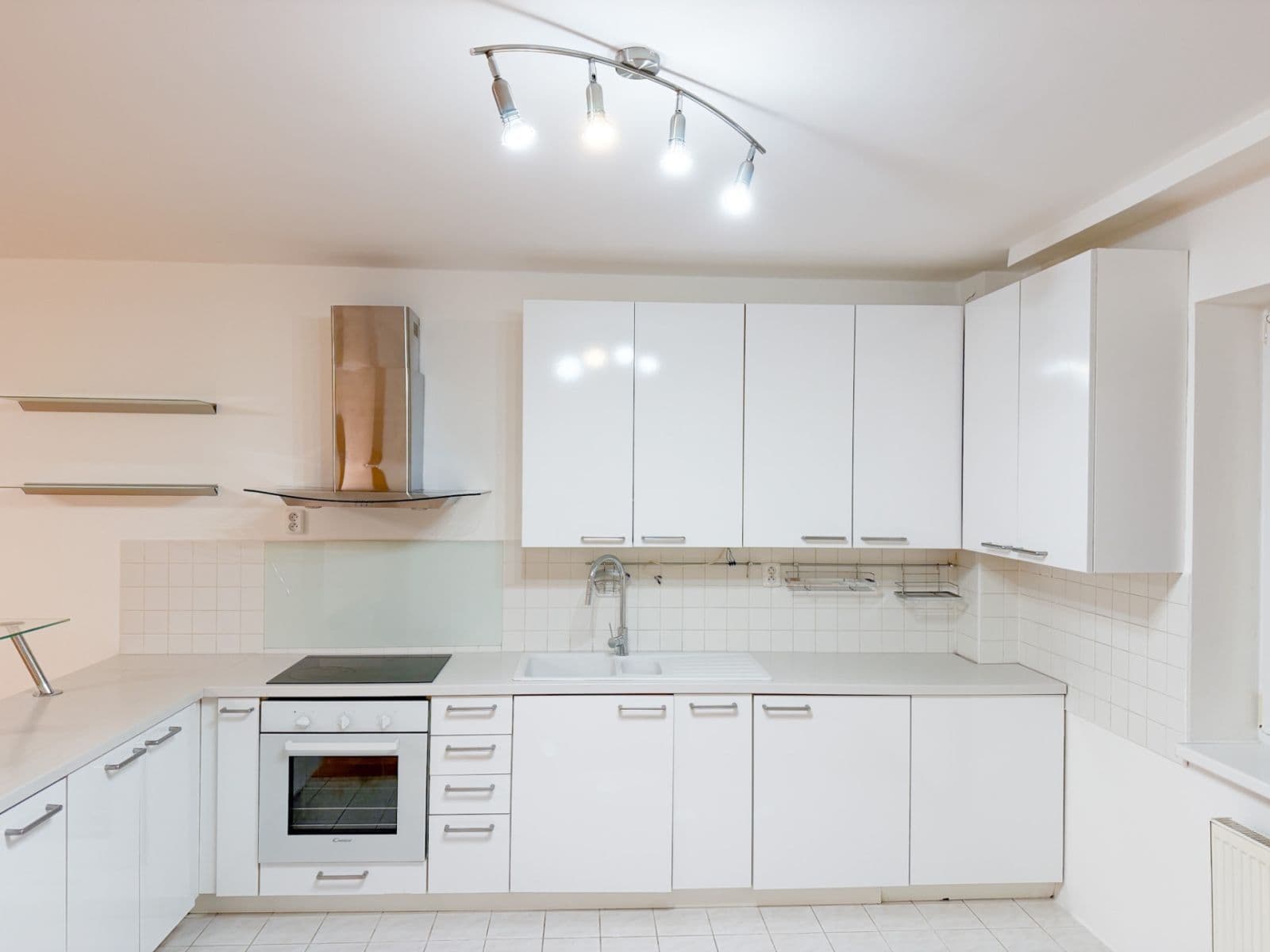 Pronájem bytu 2+kk 61 m², Ďáblická, Praha, Praha Pronájem bytu 2+kk 61 m², Ďáblická, Praha, Praha