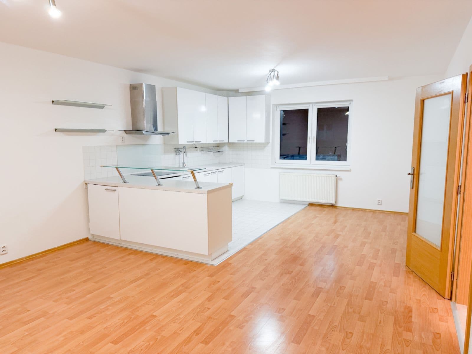 Pronájem bytu 2+kk 61 m², Ďáblická, Praha, Praha Pronájem bytu 2+kk 61 m², Ďáblická, Praha, Praha