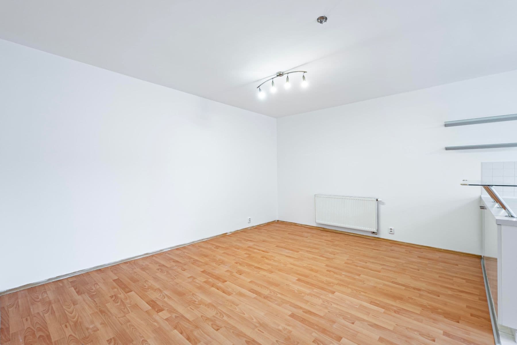 Pronájem bytu 2+kk 61 m², Ďáblická, Praha, Praha Pronájem bytu 2+kk 61 m², Ďáblická, Praha, Praha