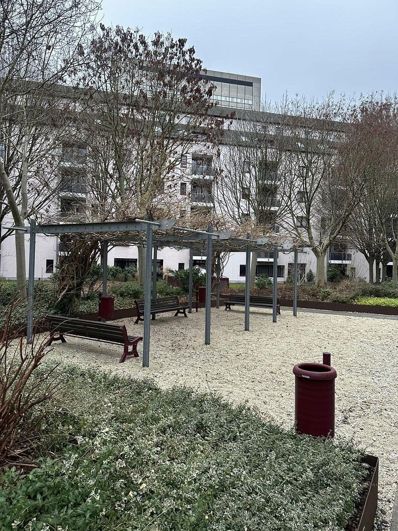 Pronájem bytu 3+1 76 m², Frankfurt am Main, Hessen Pronájem bytu 3+1 76 m², Frankfurt am Main, Hessen