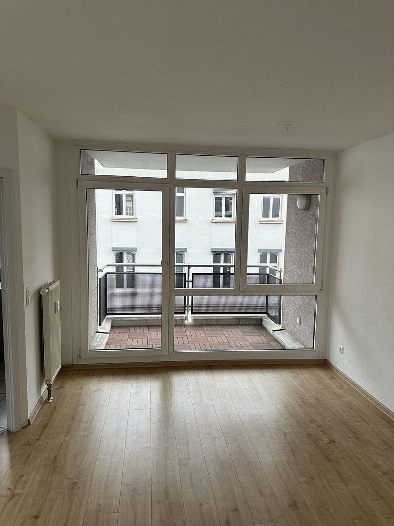 Pronájem bytu 3+1 76 m², Frankfurt am Main, Hessen Pronájem bytu 3+1 76 m², Frankfurt am Main, Hessen