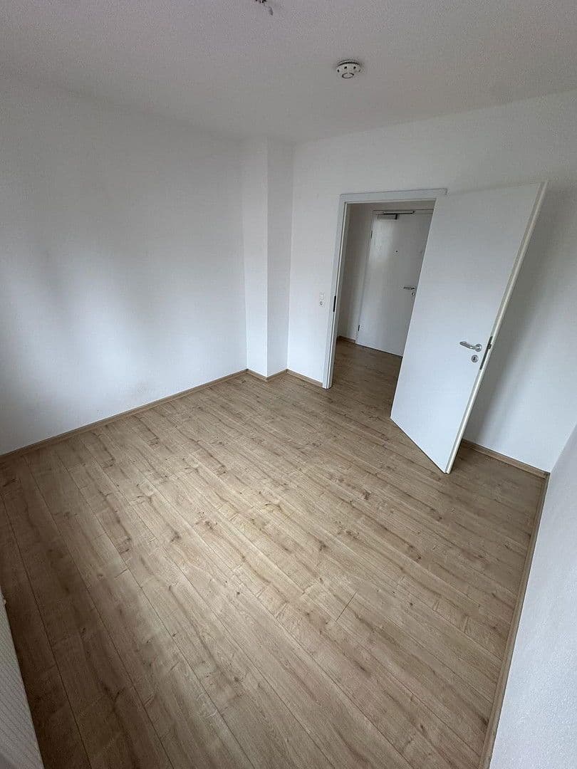 Pronájem bytu 3+1 76 m², Frankfurt am Main, Hessen Pronájem bytu 3+1 76 m², Frankfurt am Main, Hessen