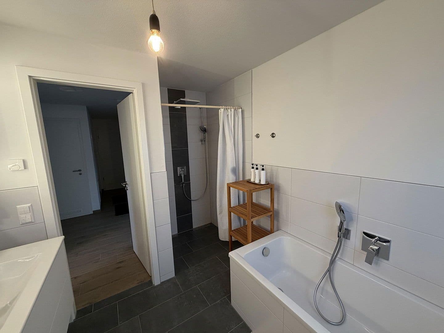 Pronájem bytu 2+kk 64 m², Im Bergfeld 10, Frankenhardt, Bádensko-Württembersko Pronájem bytu 2+kk 64 m², Im Bergfeld 10, Frankenhardt, Bádensko-Württembersko