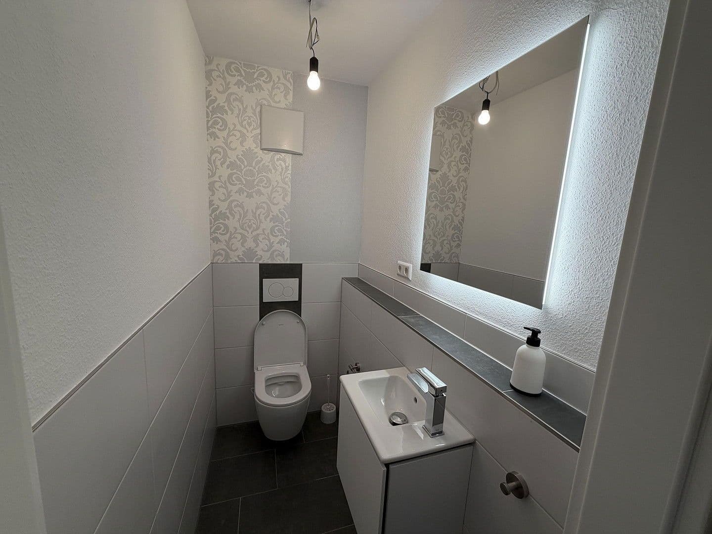 Pronájem bytu 2+kk 64 m², Im Bergfeld 10, Frankenhardt, Bádensko-Württembersko Pronájem bytu 2+kk 64 m², Im Bergfeld 10, Frankenhardt, Bádensko-Württembersko