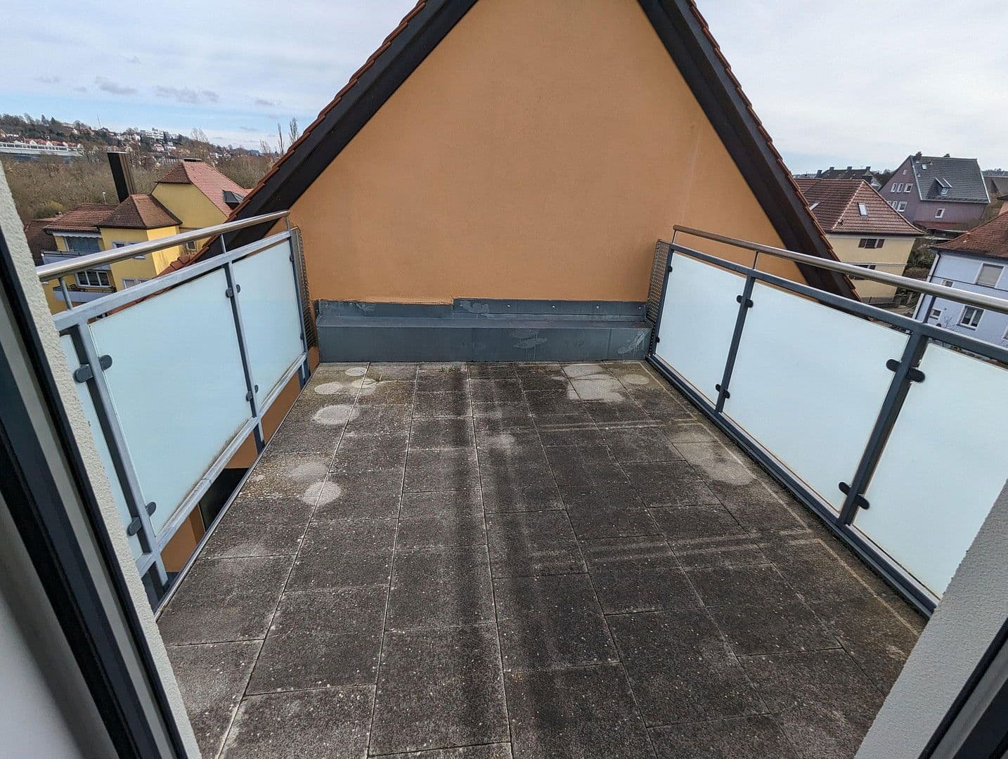 Pronájem bytu 2+1 90 m², Ansbach, Bavorsko Pronájem bytu 2+1 90 m², Ansbach, Bavorsko