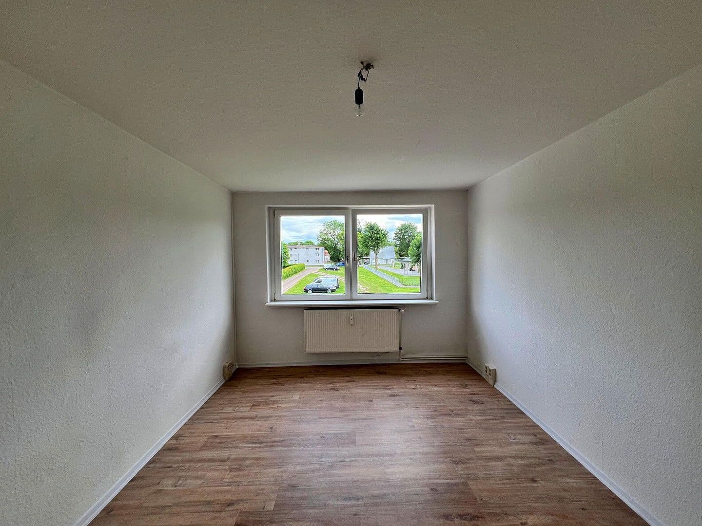Pronájem bytu 3+1 56 m², Süderholz, Mecklenburg-Vorpommern Pronájem bytu 3+1 56 m², Süderholz, Mecklenburg-Vorpommern