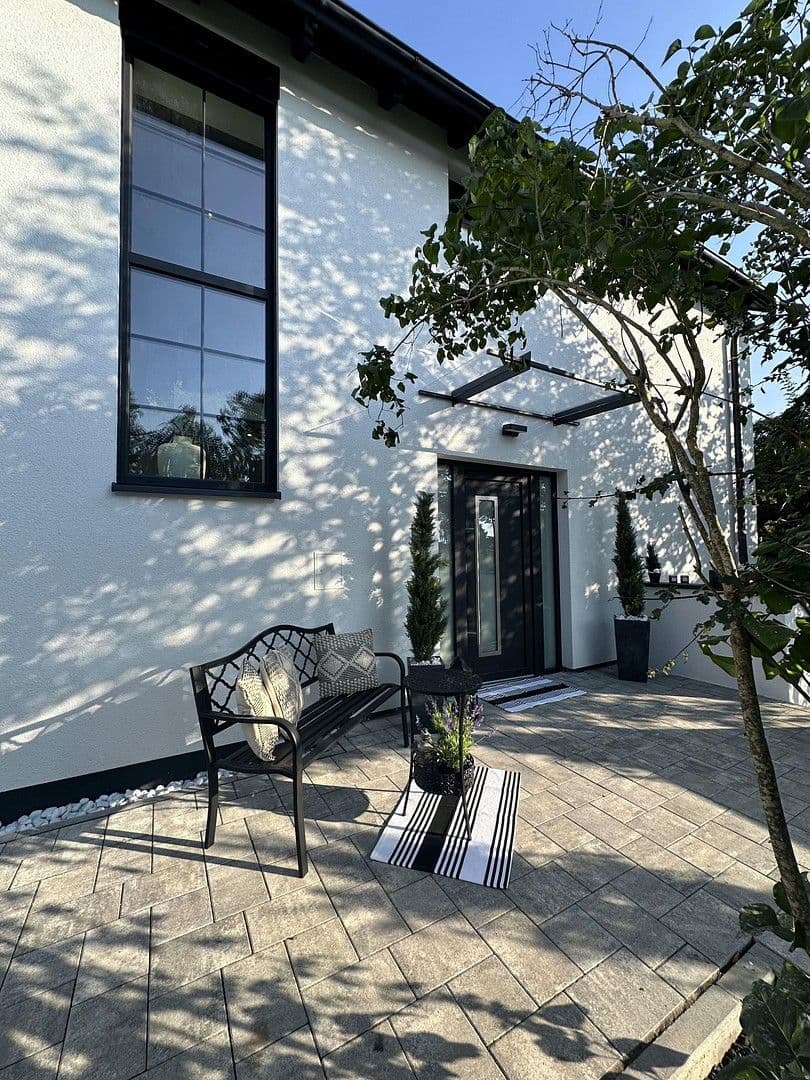 Prodej domu 202 m², pozemek 860 m², Maxhütte-Haidhof, Bavorsko Prodej domu 202 m², pozemek 860 m², Maxhütte-Haidhof, Bavorsko