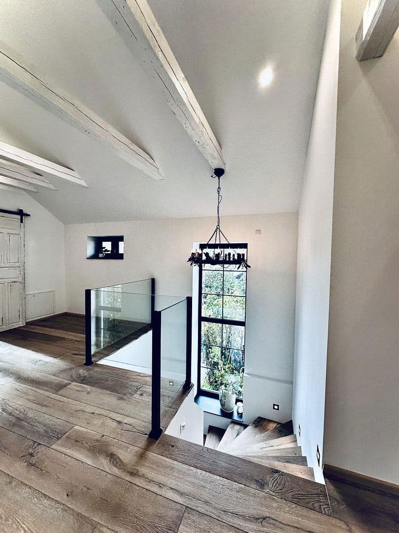 Prodej domu 202 m², pozemek 860 m², Maxhütte-Haidhof, Bavorsko Prodej domu 202 m², pozemek 860 m², Maxhütte-Haidhof, Bavorsko