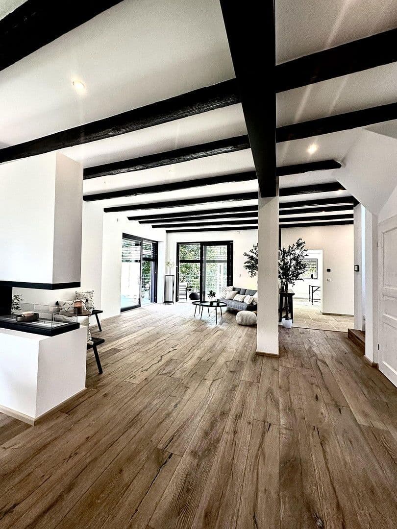 Prodej domu 202 m², pozemek 860 m², Maxhütte-Haidhof, Bavorsko Prodej domu 202 m², pozemek 860 m², Maxhütte-Haidhof, Bavorsko